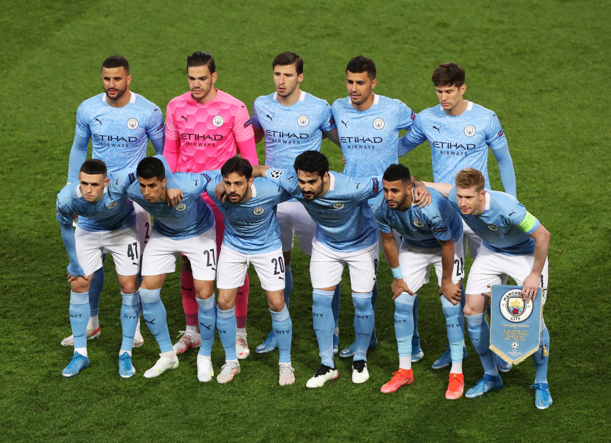 在足球比赛 在足球比赛